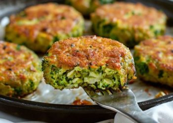 Broccoli-Oatmeal Cutlets