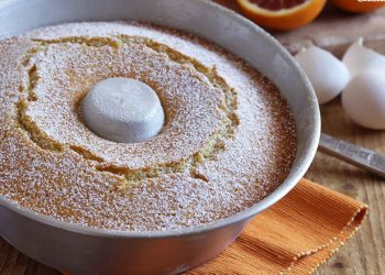 Orange Bundt cake