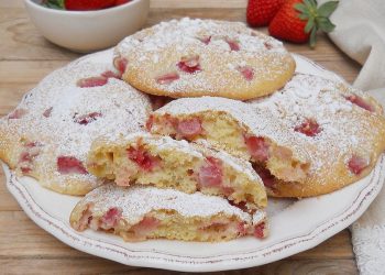 Soft Strawberry Cookies