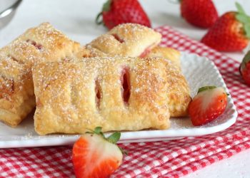 Strawberry Puff Pastry Pockets