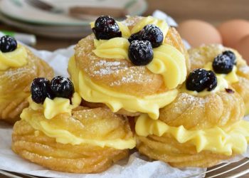 Vanilla Pudding Zeppole