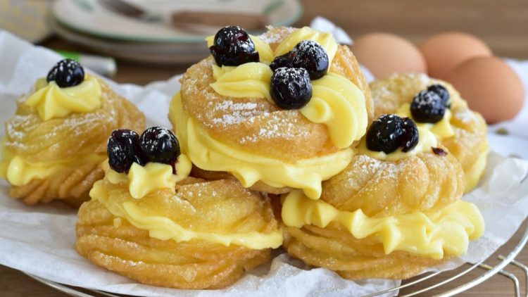 Vanilla Pudding Zeppole